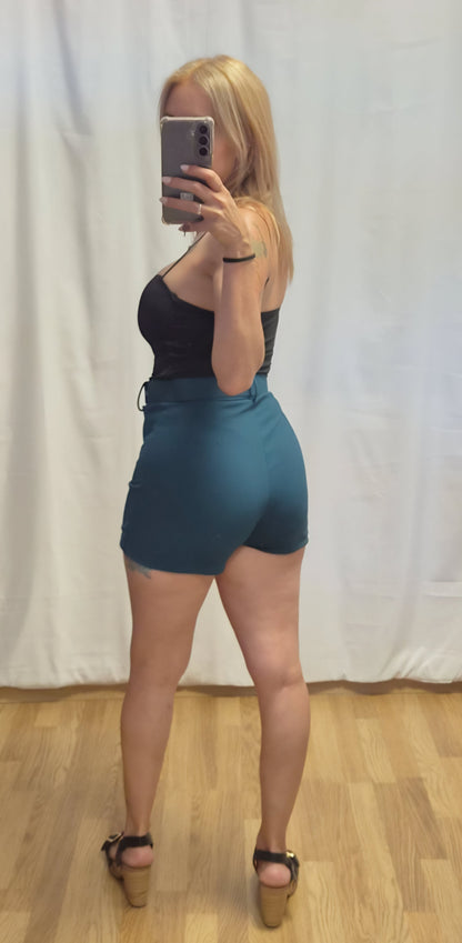 Falda Pantalón Azul Petróleo - detalle cinturón