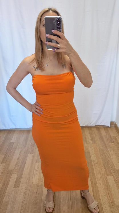 vestido palabra de honor naranja