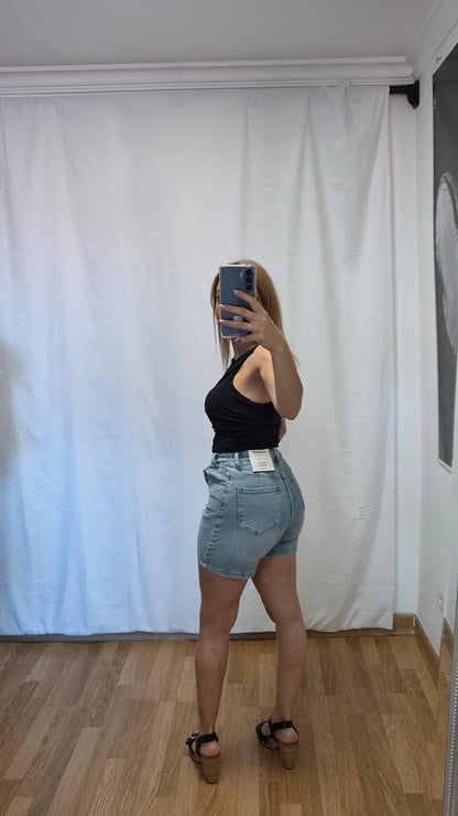 Pantalon corto vaquero