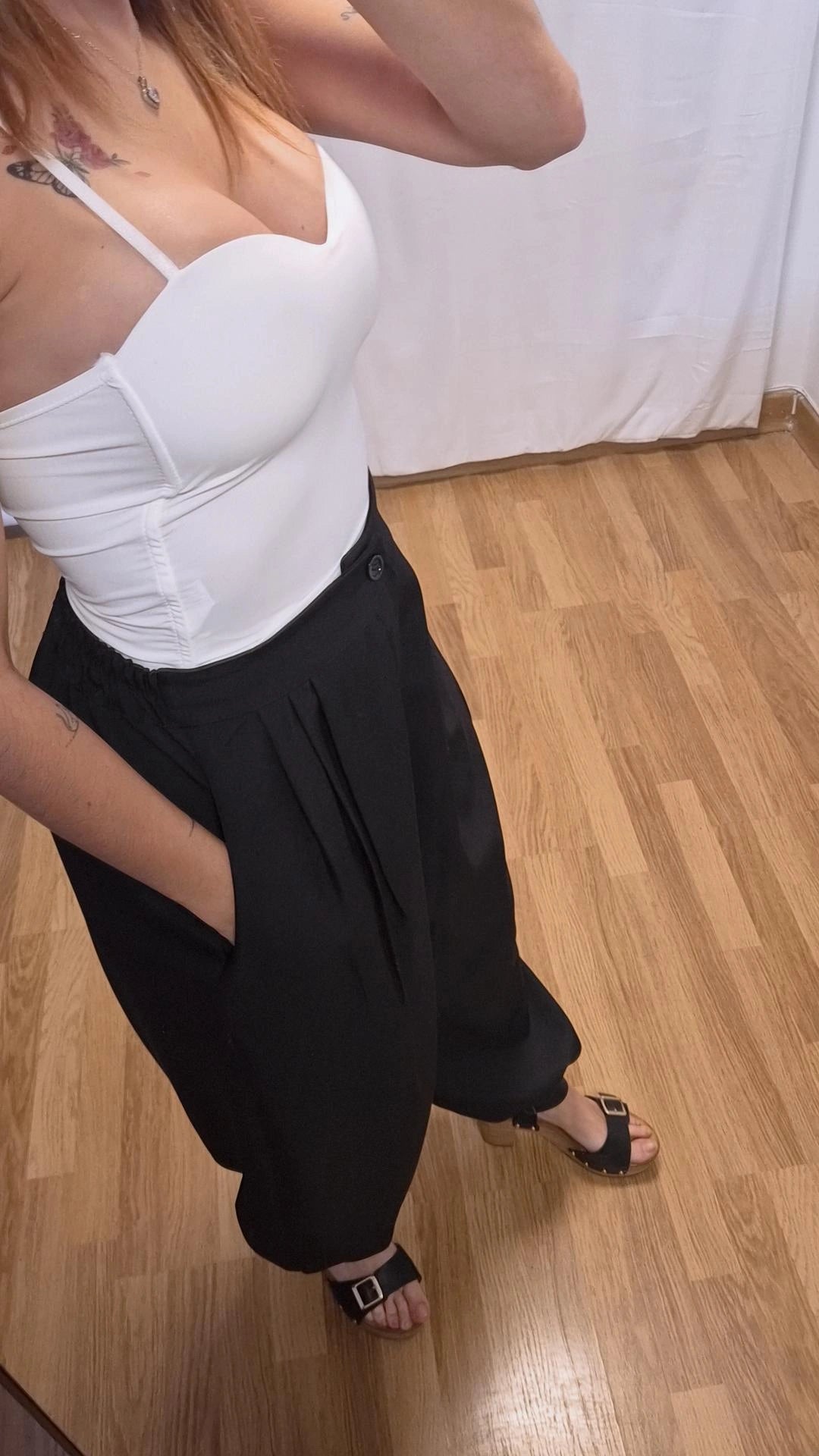 Pantalón globo negro pinzas
