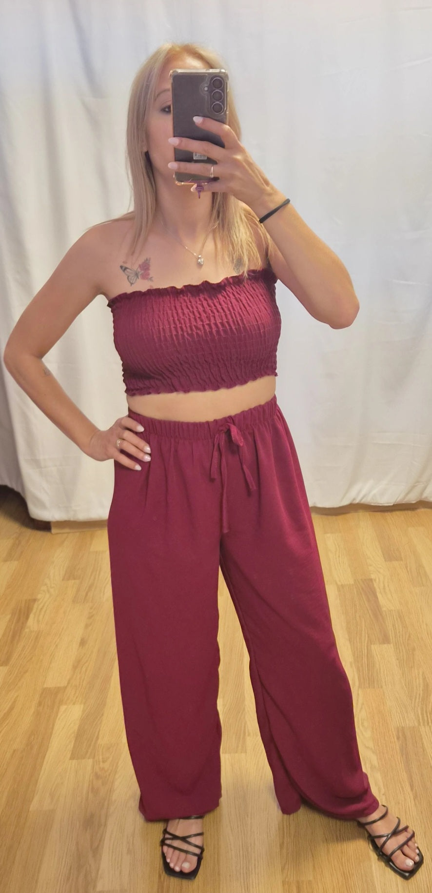 Pantalón Burdeos Fluido - look completo 2