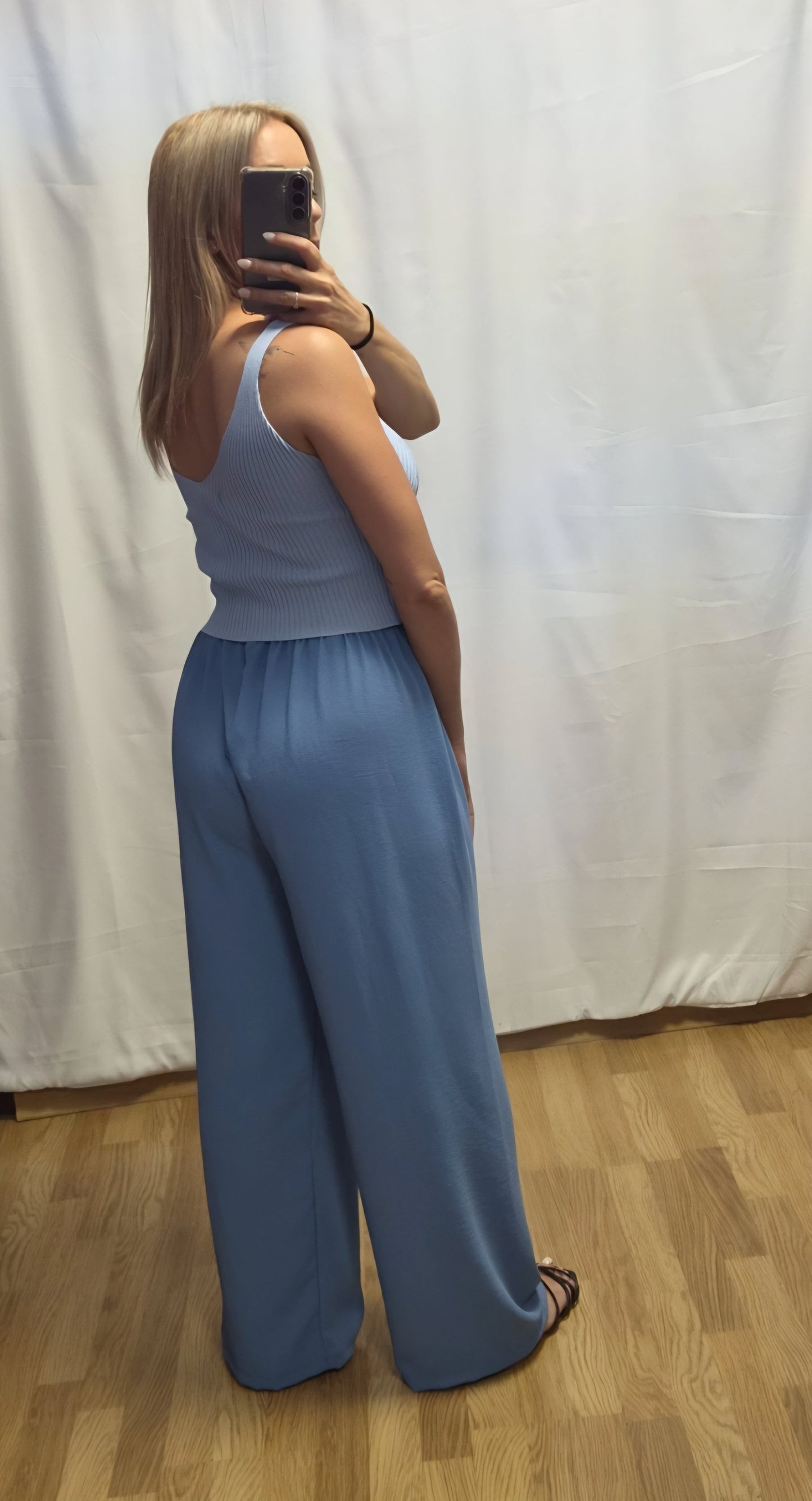 Pantalón Azul Claro Fluido - vista trasera