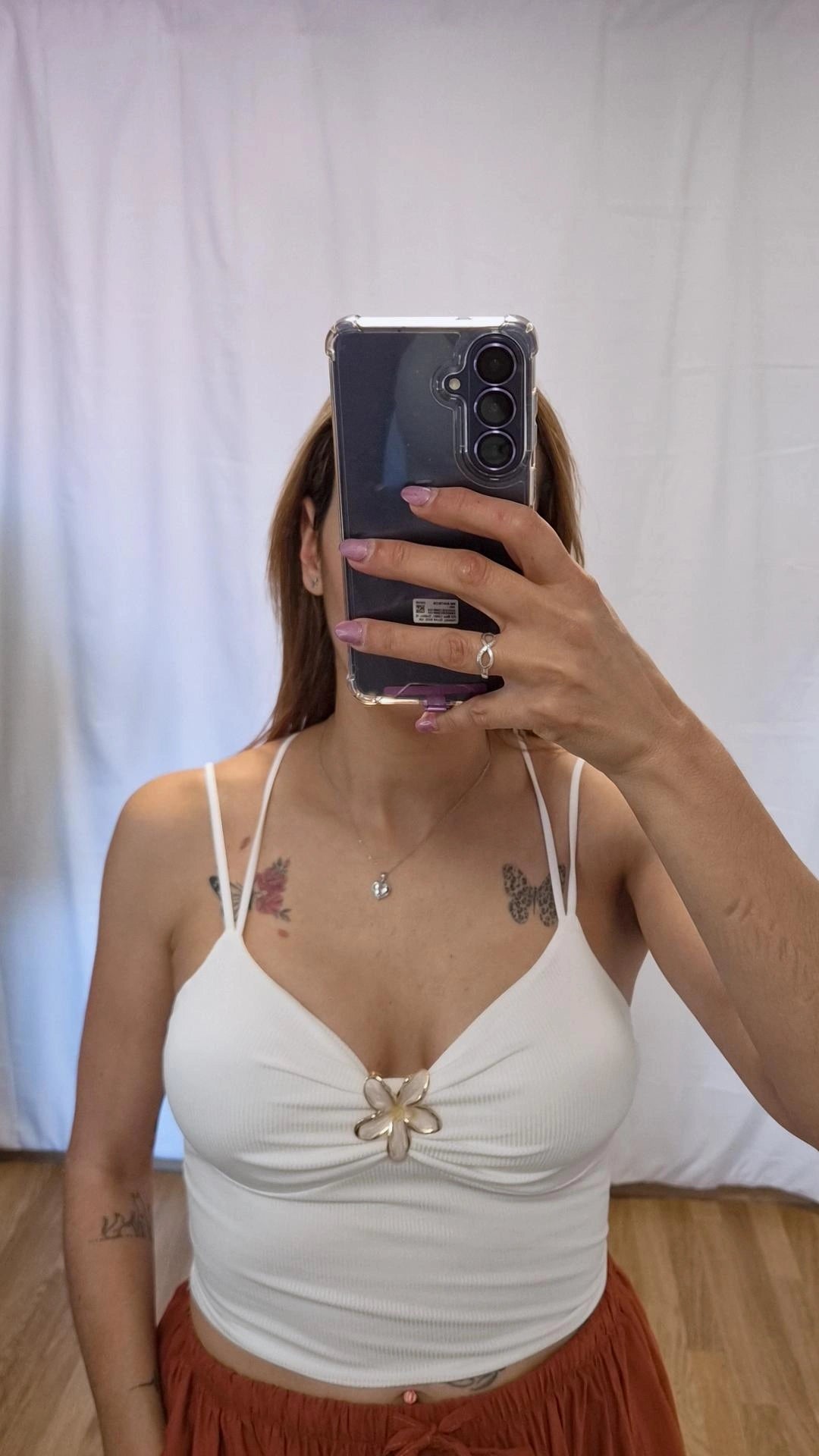 Top flor tirantes blanco