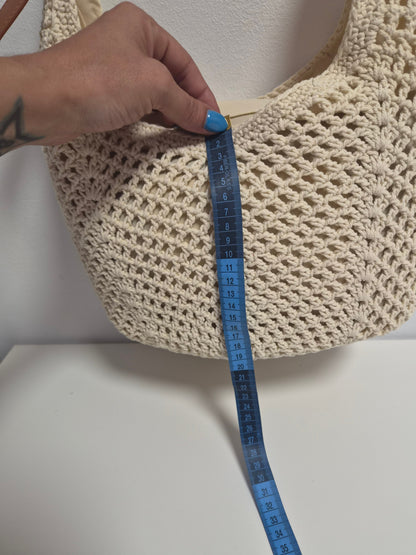 Bolso Hobo Crochet Crudo - medida alto 20cm