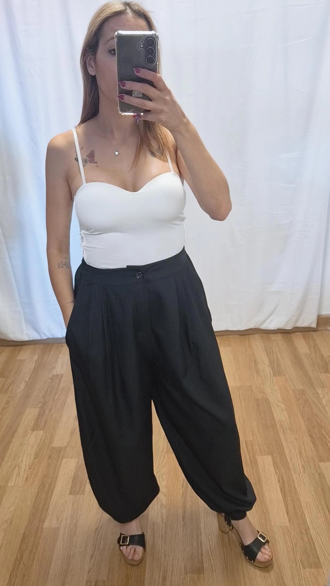 Pantalón globo negro pinzas