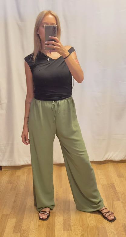 Pantalón Verde Fluido - vista frontal