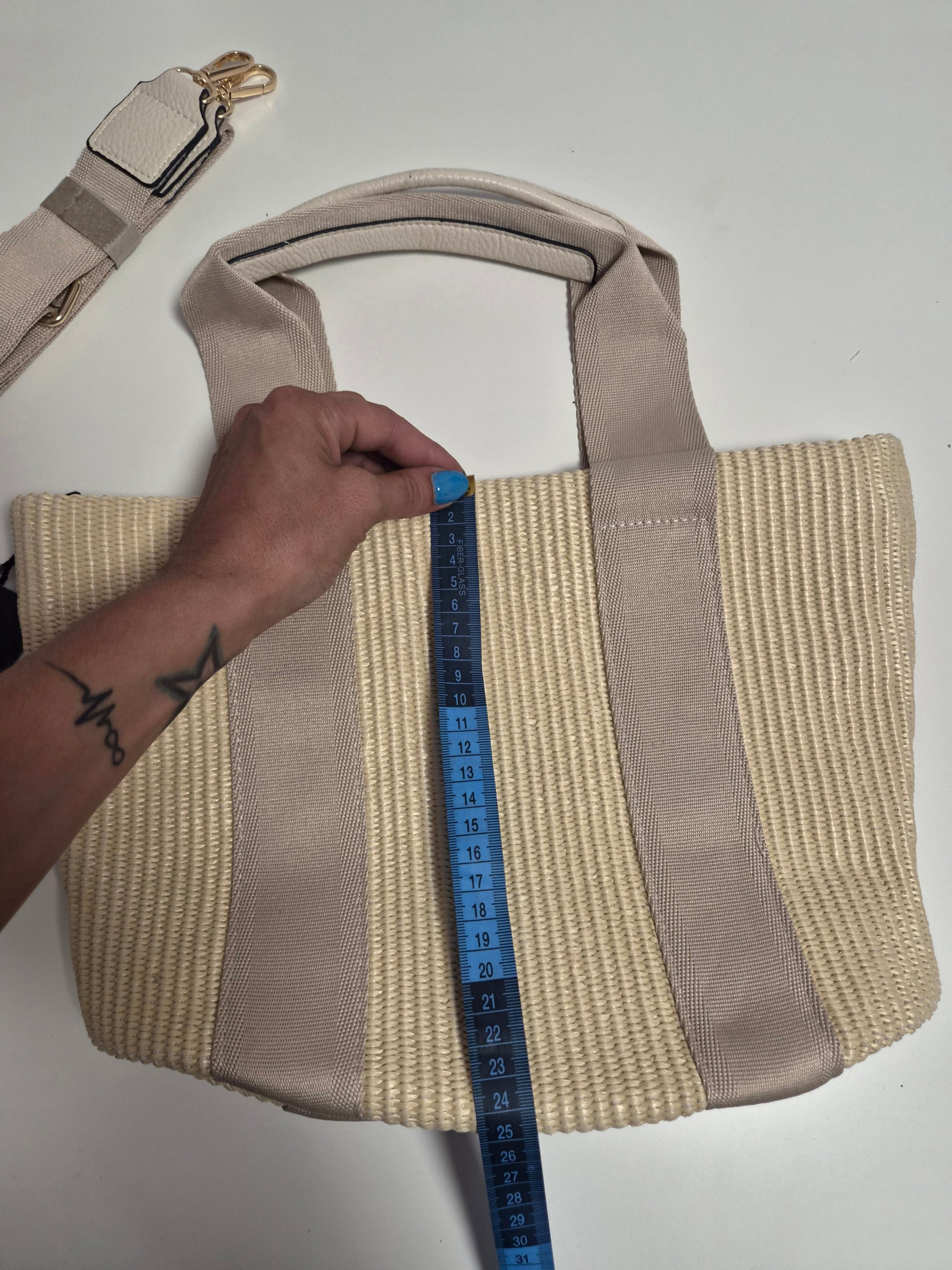 Bolso Tote Rafia Franjas Beige - medida alto 25cm