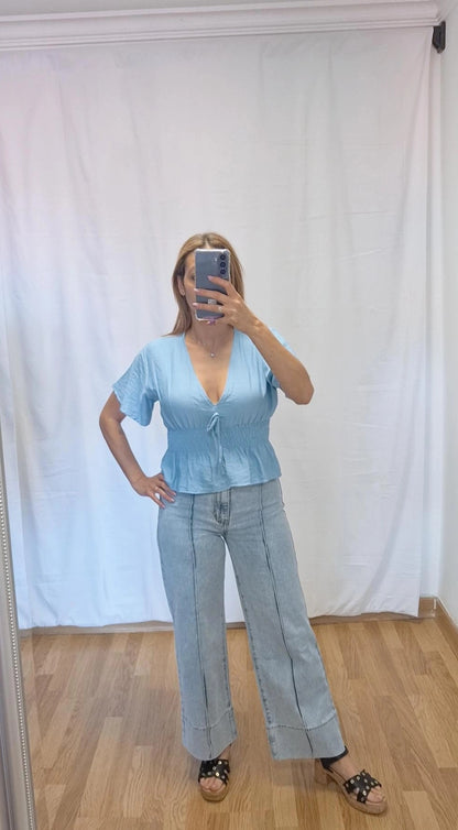 Blusa volante azul